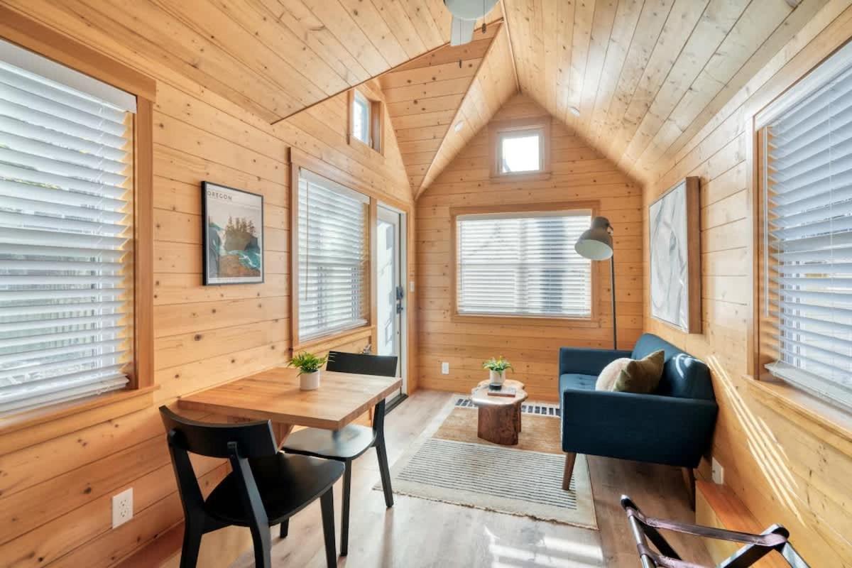 - Tiny Refuge - Quiet & Cozy Holiday home Portland